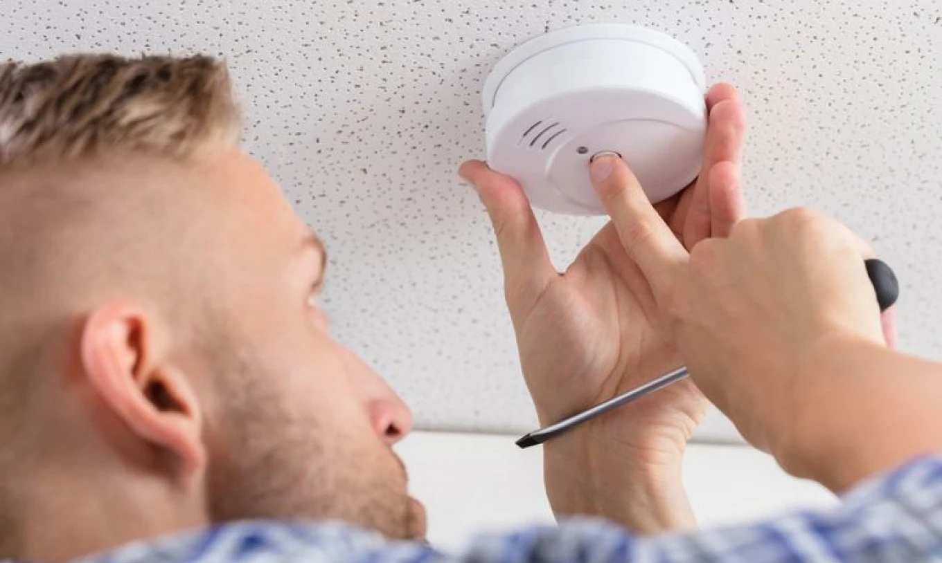 Rookmelders per 1 juli 2022 ook in bestaande bouw verplicht