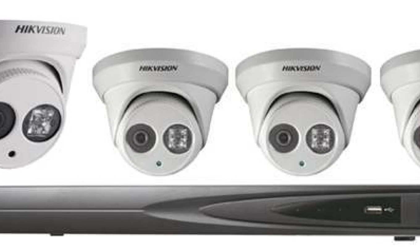 Hikvision en poorten openen